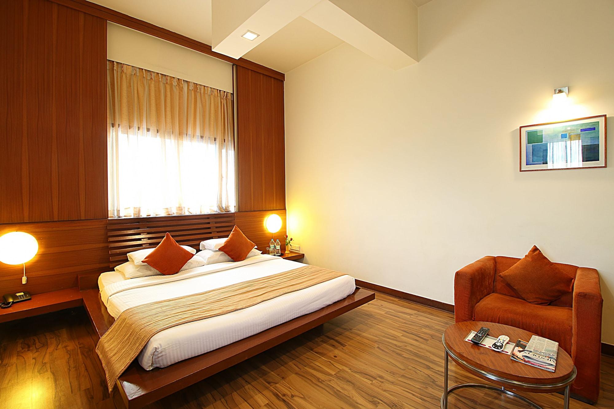 Hotel Studio Estique Pune Exterior foto