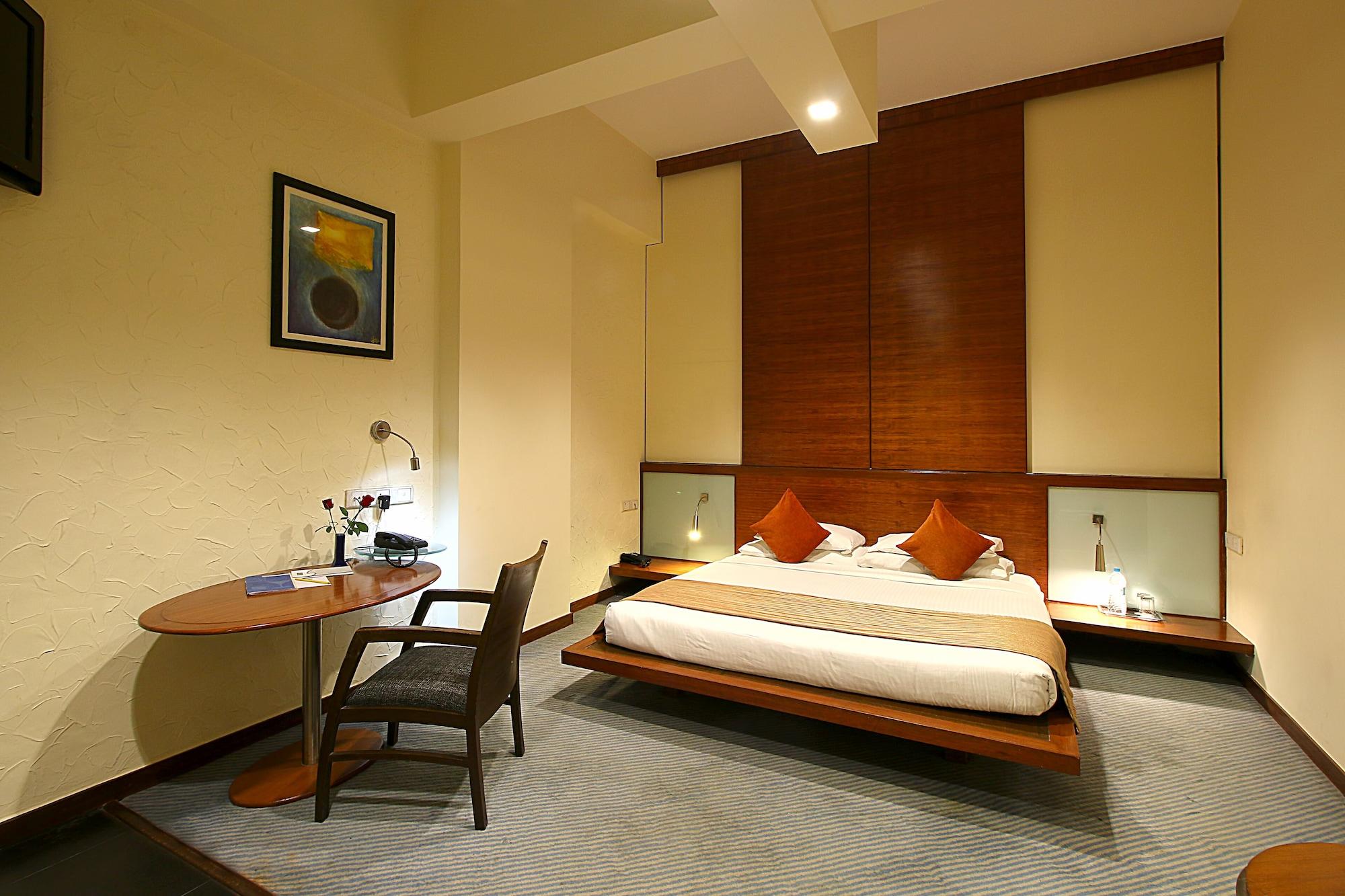 Hotel Studio Estique Pune Exterior foto