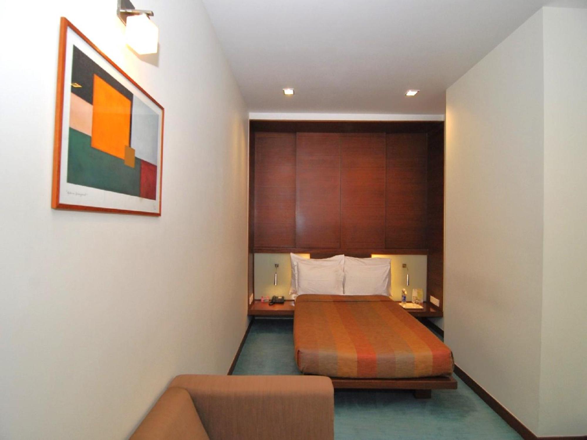 Hotel Studio Estique Pune Exterior foto