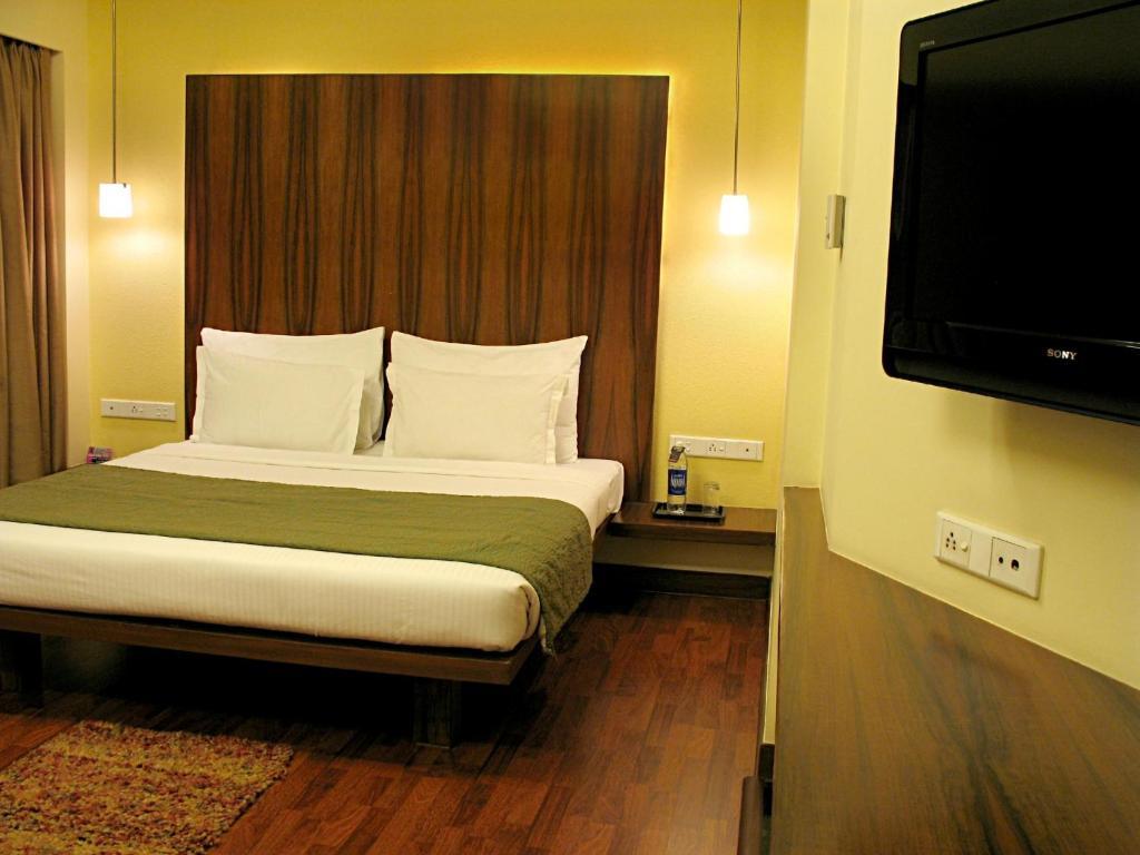 Hotel Studio Estique Pune Zimmer foto